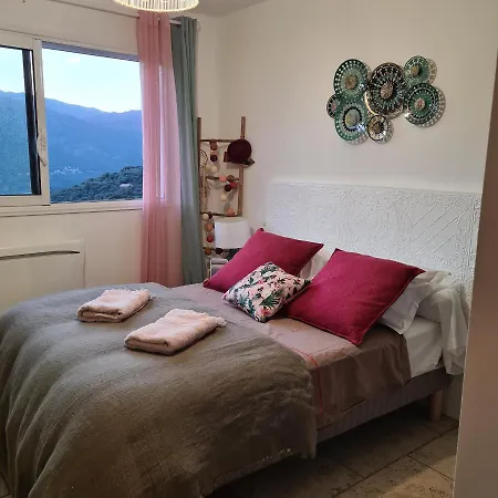 לינה וארוחת בוקר Casa Suprana